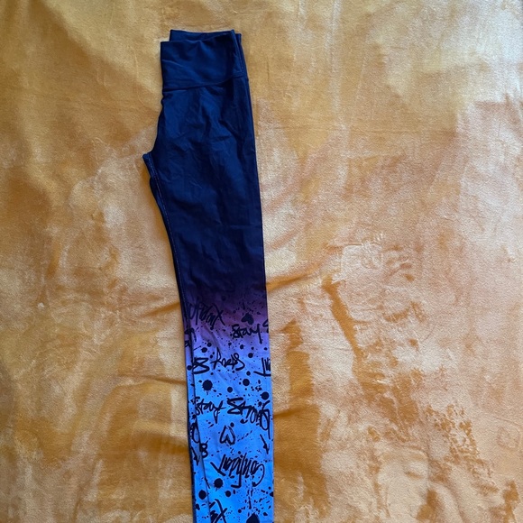 Fabletics leggings - Picture 2 of 4